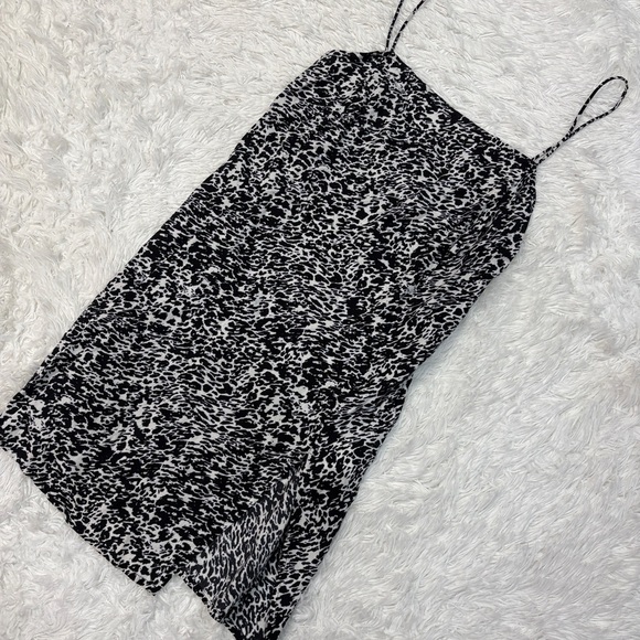 Motel Rocks Datista Dress In Rar Leopard Grey - Picture 4 of 6